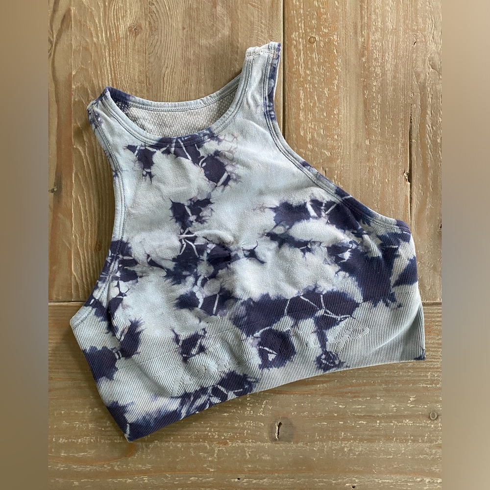 Avocado x Tone it Up sports bra XS/S
